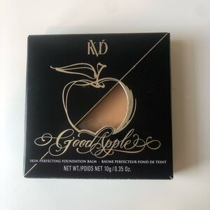 Kat Von D: KVD Good Apple Skin Perfecting Foundation Balm